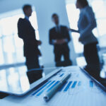 Geschäftsleute bei einer Besprechung